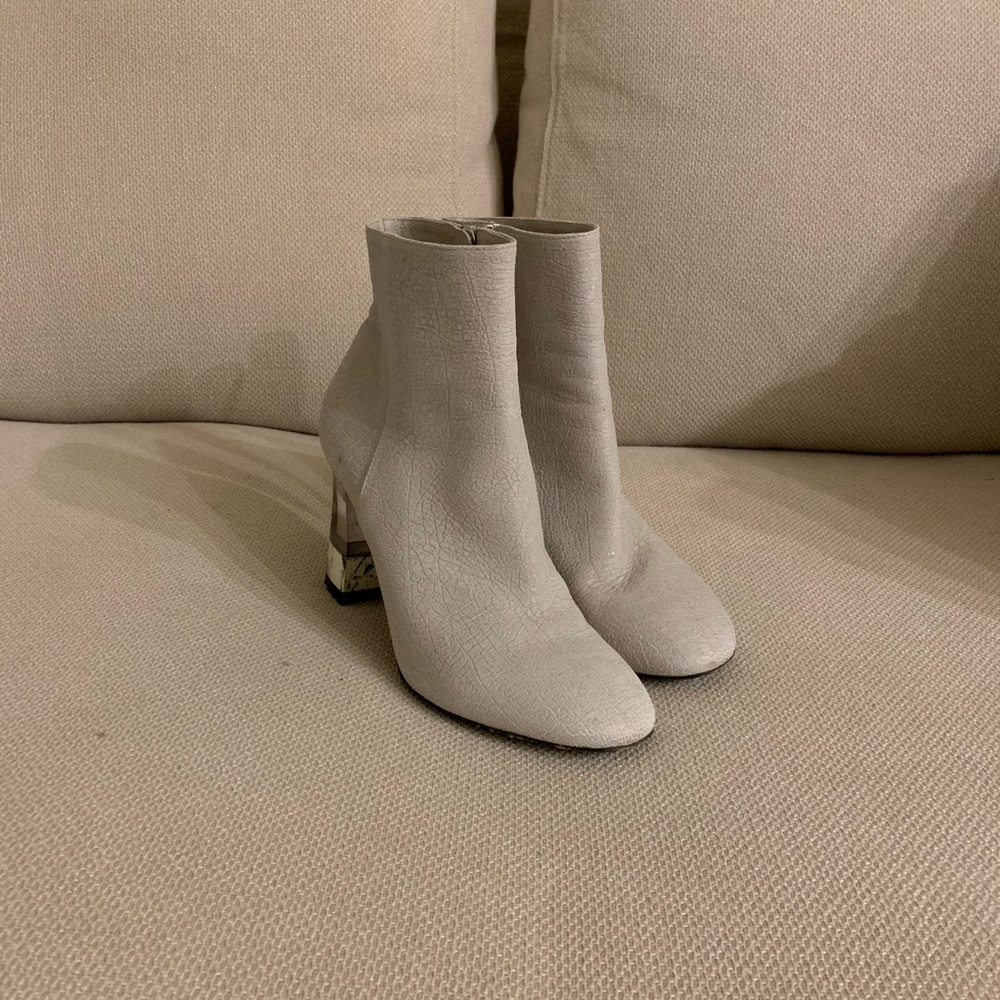 Women white ankle boots